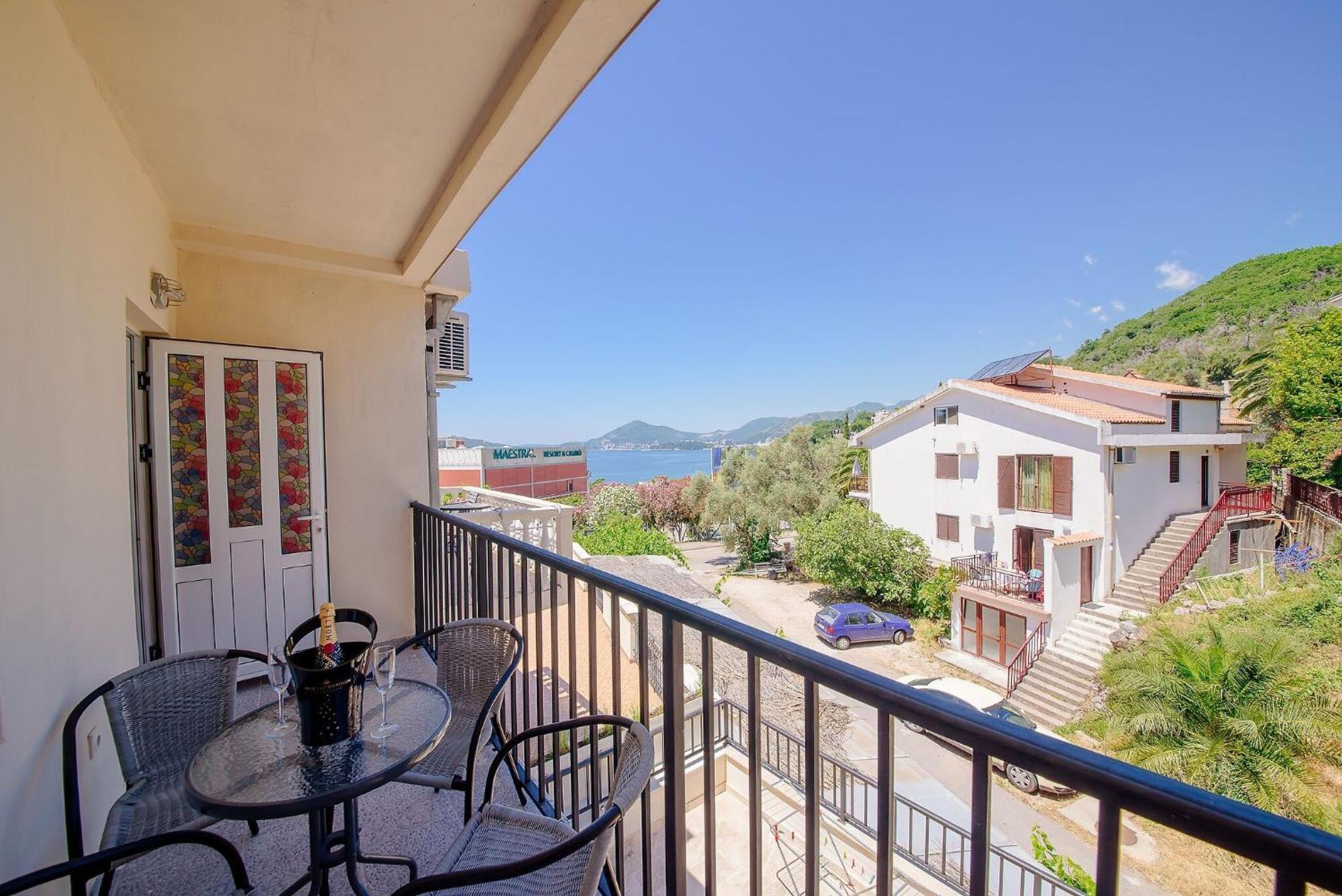 Guest House Przno Bay Sveti Stefan Oda fotoğraf