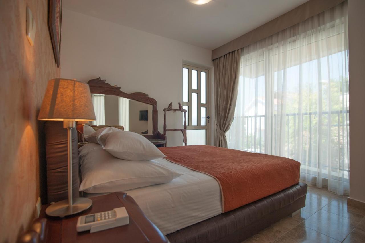 Guest House Przno Bay Sveti Stefan Dış mekan fotoğraf