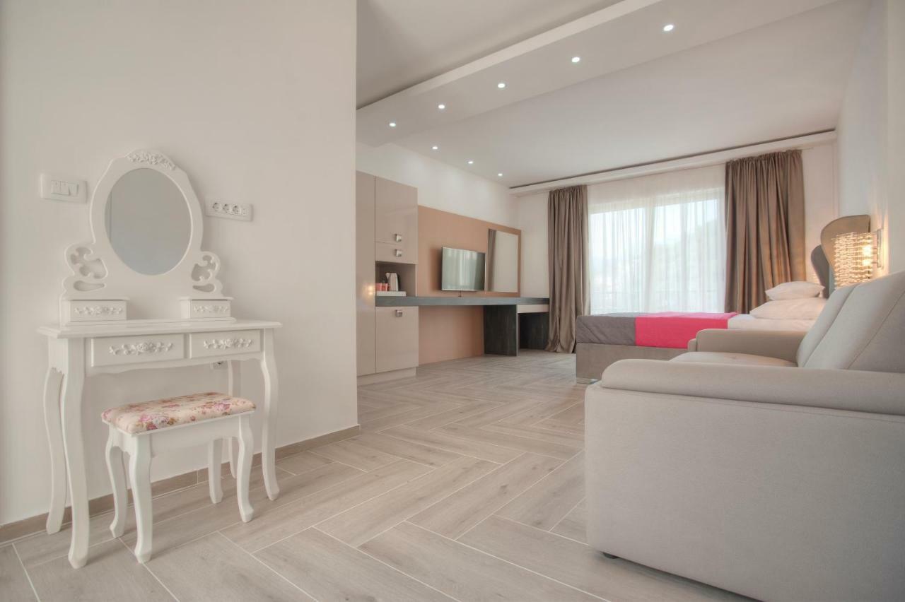 Guest House Przno Bay Sveti Stefan Dış mekan fotoğraf